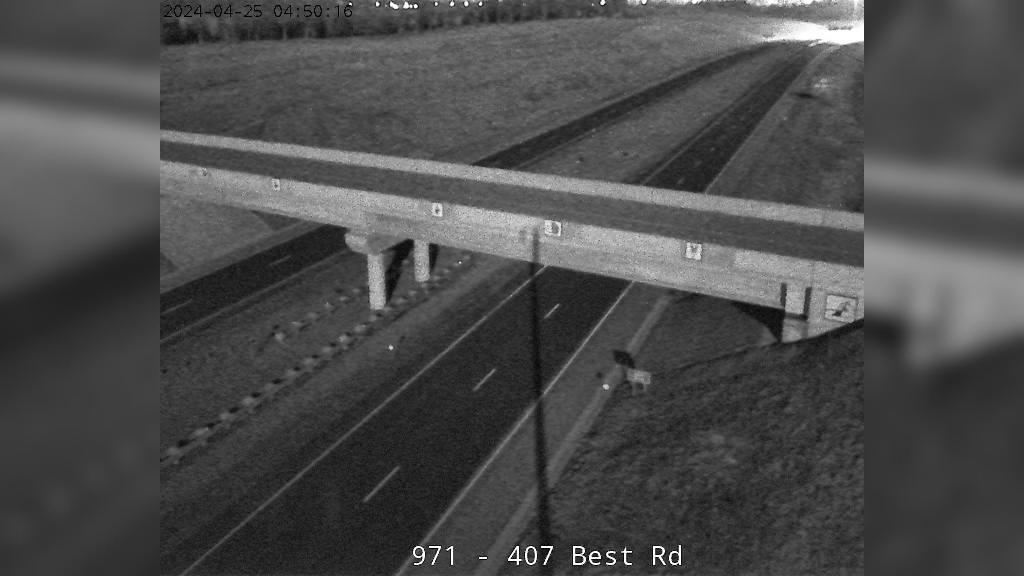 Traffic Cam Clarington: Highway 407 near Best Rd Player