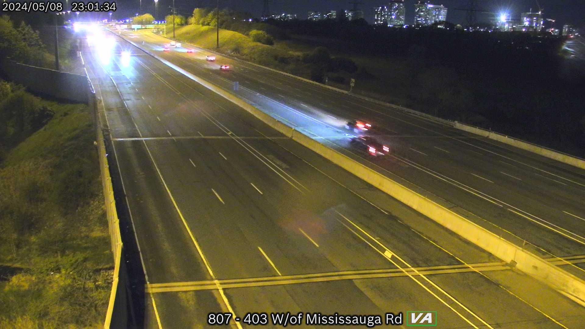 Traffic Cam Mississauga: Highway 403 near West of - Rd Player