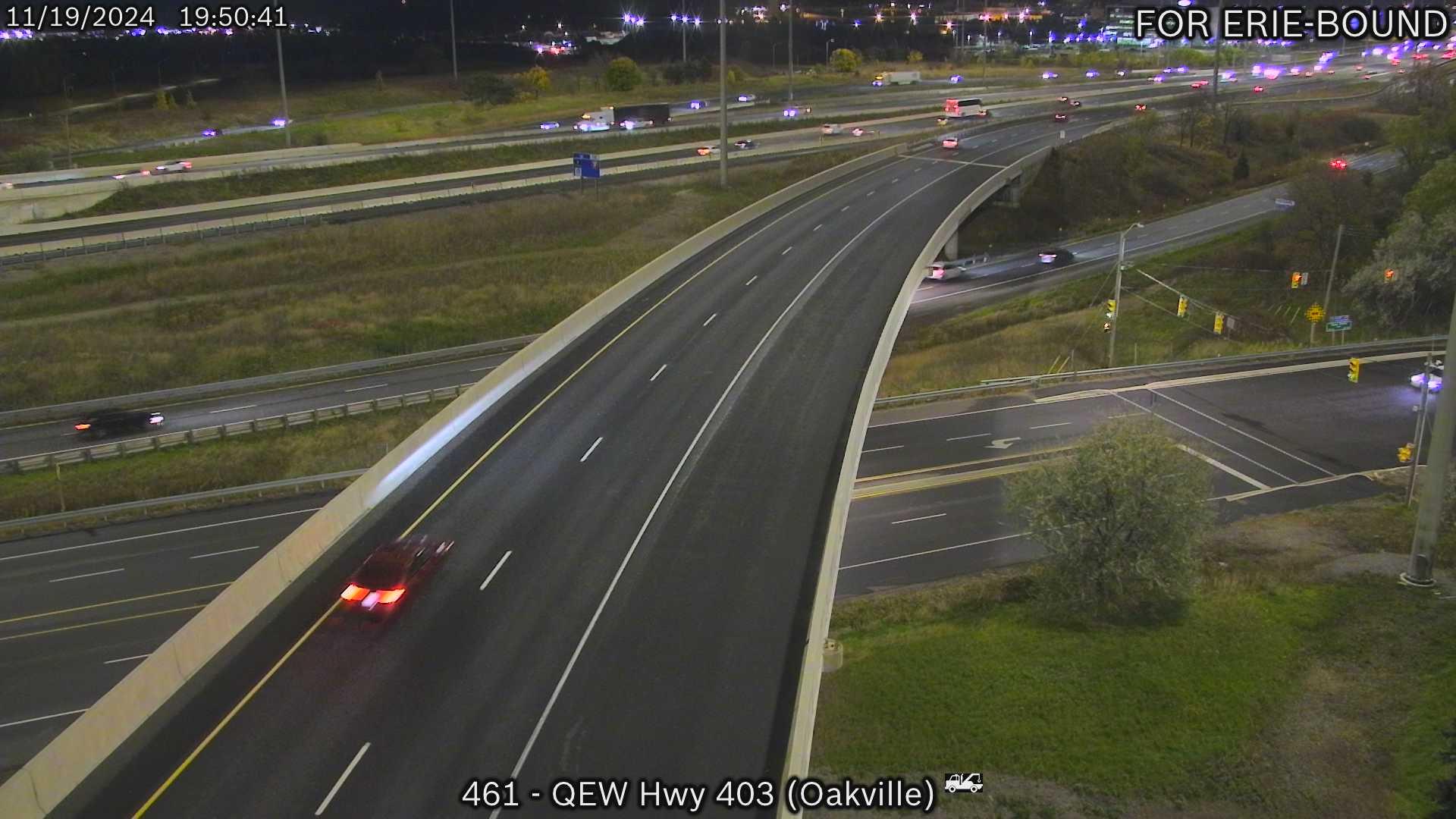 Oakville: QEW near Highway 403 Traffic Camera