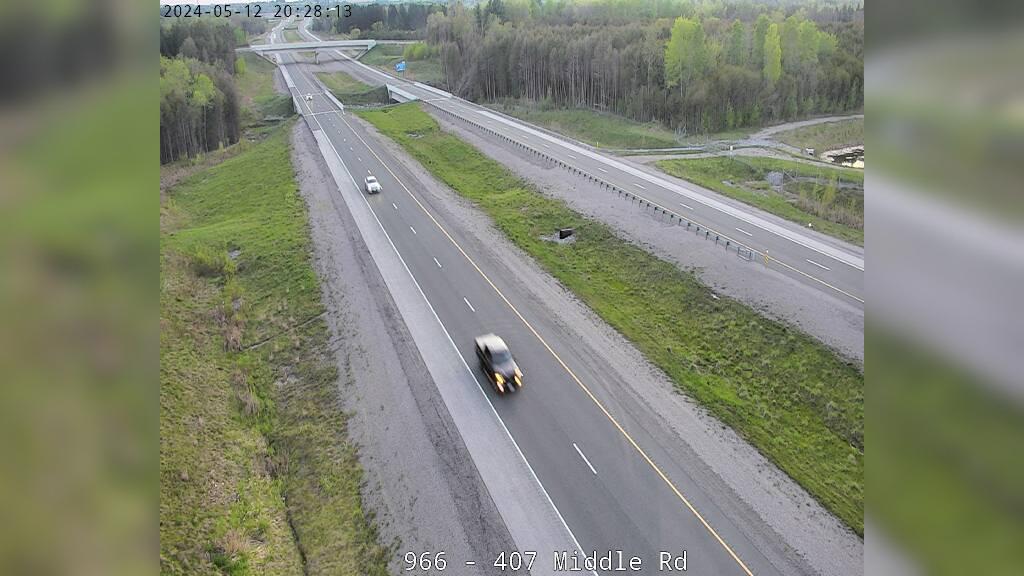Traffic Cam Clarington: Highway 407 near Middle Rd Player