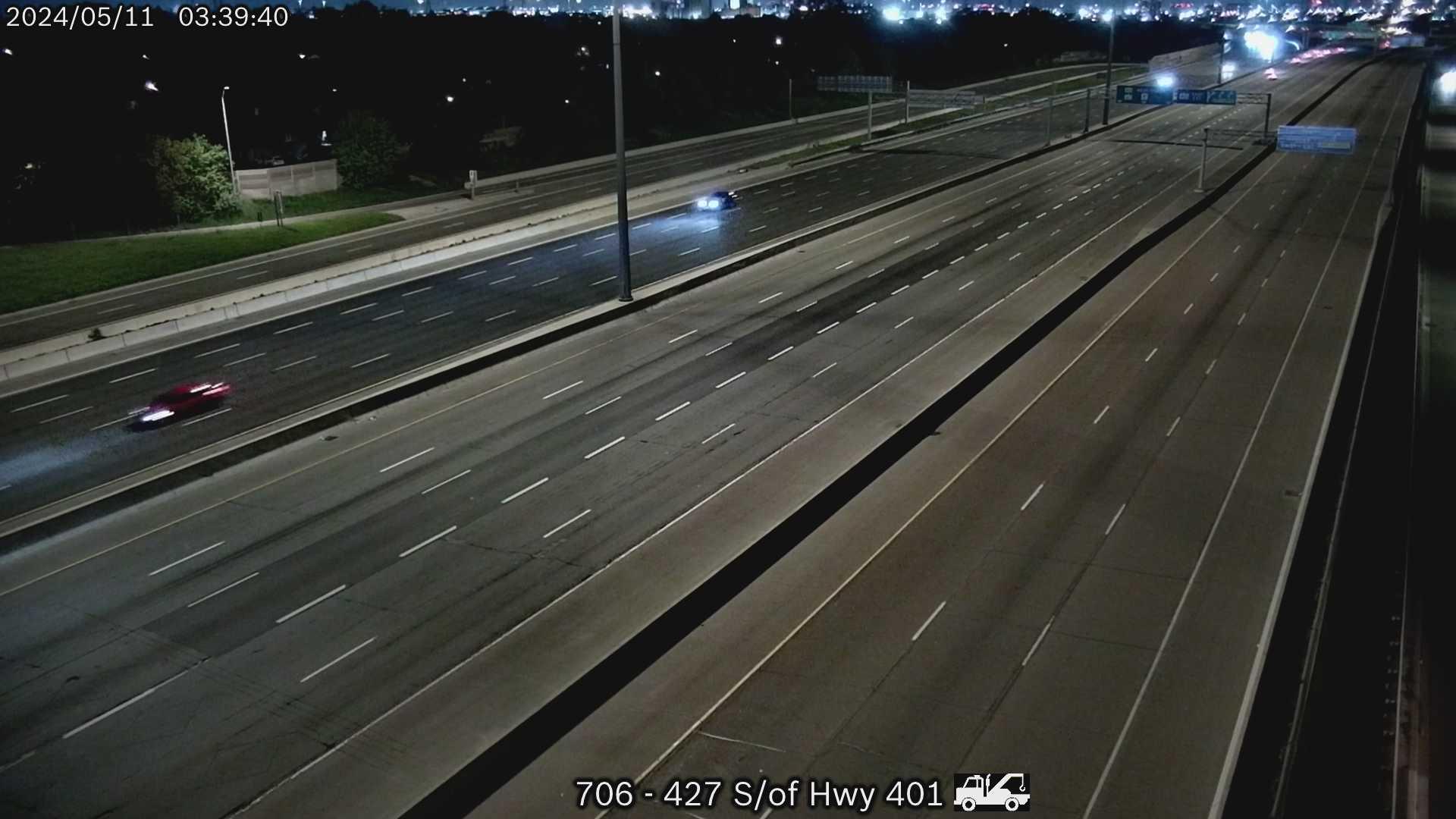 Traffic Cam West Deane Park: Highway 427 south of Highway 401 Player