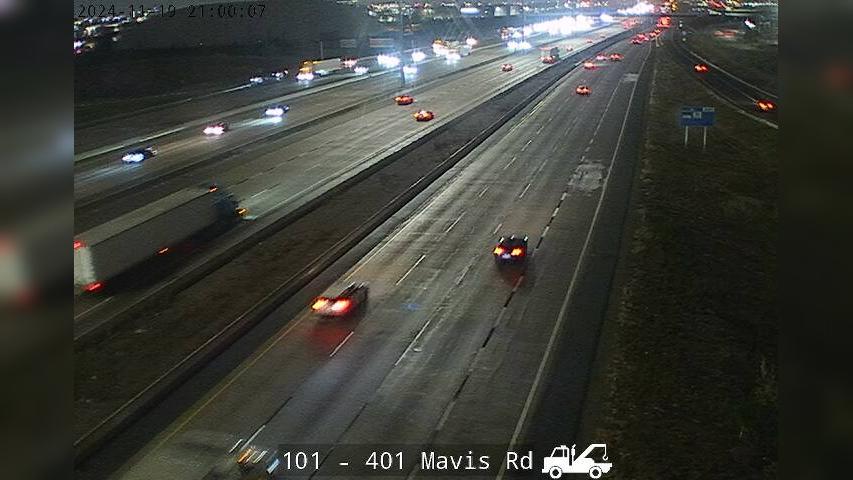 Traffic Cam Meadowvale Village: Highway 401 near Mavis Road Player