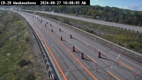 Tay: Highway 400 near Waubaushene Traffic Camera
