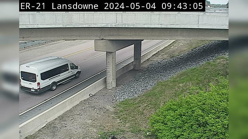 Leeds and the Thousand Islands: Highway 401 at Reynolds Road Traffic Camera