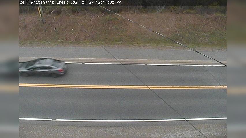 Traffic Cam Burford: Highway 24 near Whiteman Creek Player