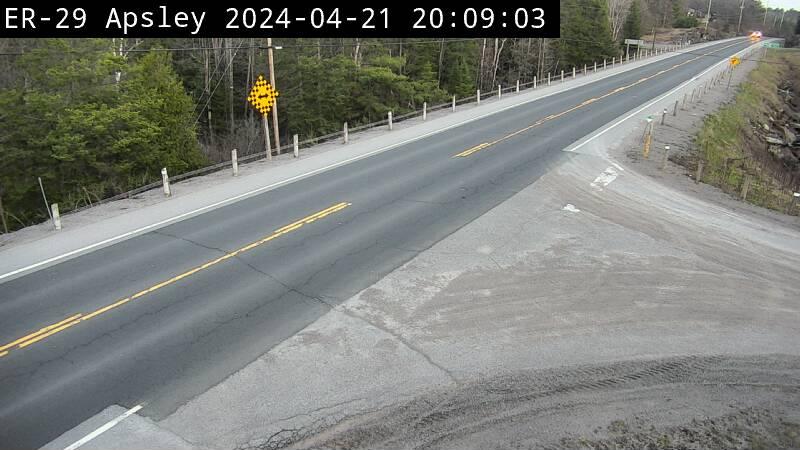 Traffic Cam North Kawartha: Highway 28 near McKay Lake Rd Player