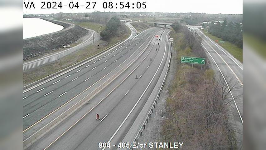Niagara-on-the-Lake: Highway 405 east of Stanley Avenue Traffic Camera