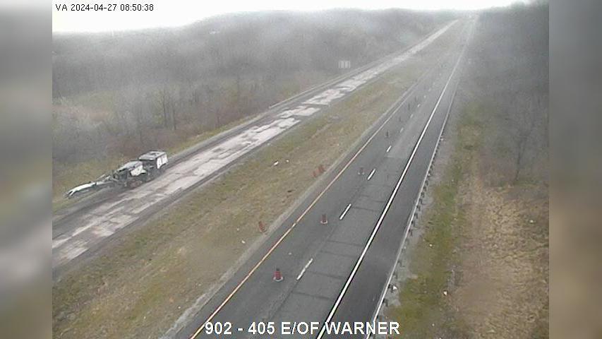 Niagara-on-the-Lake: Highway 405 East of Warner Road Traffic Camera