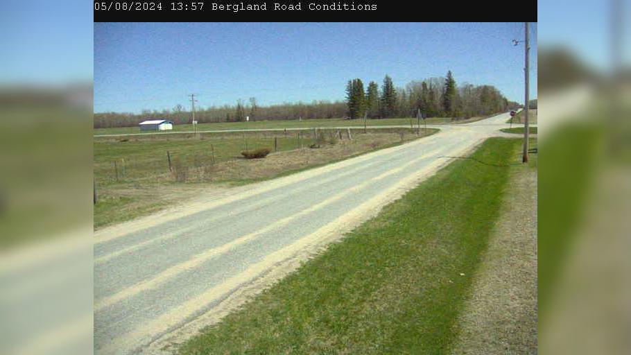 Traffic Cam Lake of the Woods Township: Highway 621 near Highway 600 Player