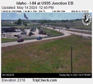 Traffic Cam Idaho - I-84 at US 95 Junction EB Player