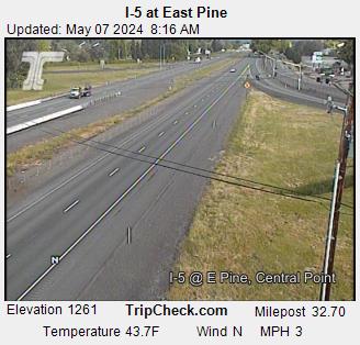 Traffic Cam I-5 at East Pine Player