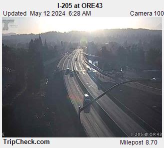 Traffic Cam I-205 at ORE43 Player