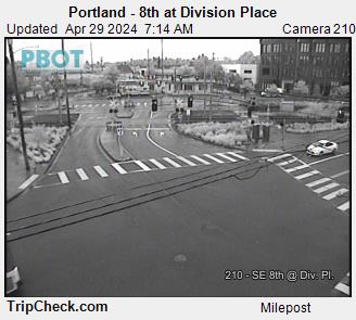 Traffic Cam Portland - 8th at Division Place Player
