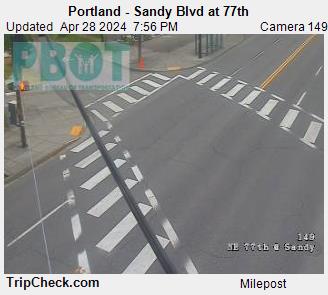 Portland - Sandy Blvd at 77th Traffic Camera