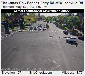 Traffic Cam Clackamas Co - Boones Ferry Rd at Wilsonville Rd Player