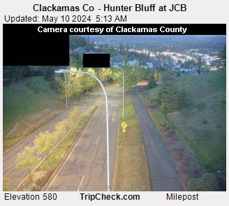Traffic Cam Clackamas Co - Hunter Bluff at JCB Player