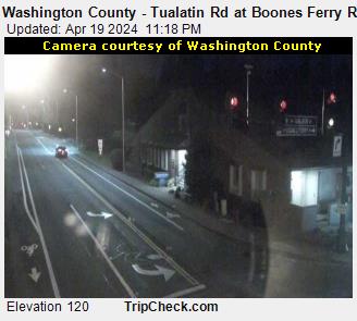 Traffic Cam Washington County - Tualatin Rd at Boones Ferry Rd Player