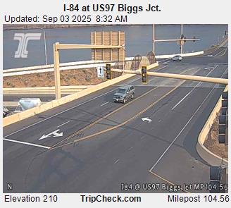 Traffic Cam I-84 at US 97 Biggs Jct. Player