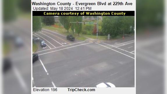 Traffic Cam Hillsboro: Washington County - Evergreen Blvd at 229th Ave Player