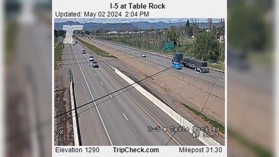 Central Point: I-5 at Table Rock Traffic Camera