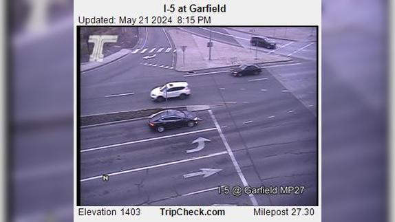 Traffic Cam Medford: I-5 at Garfield Player