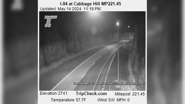 Traffic Cam Umatilla: I-84 at Cabbage Hill MP221.45 Player