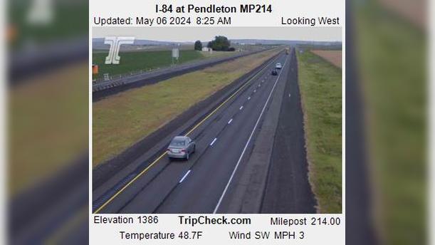 Adams: I-84 at Pendleton MP214 Traffic Camera
