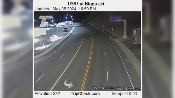 Traffic Cam Wasco: US97 at Biggs Jct Player