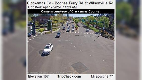 Traffic Cam Wilsonville: Clackamas Co - Boones Ferry Rd at - Rd Player