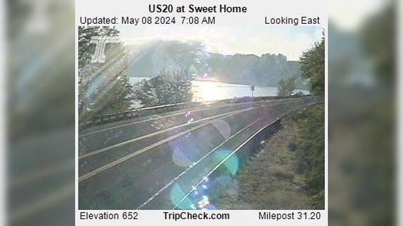 Traffic Cam Sodaville: US20 at Sweet Home Player