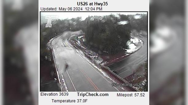 Traffic Cam Government Camp: US 26 at Hwy35 Player
