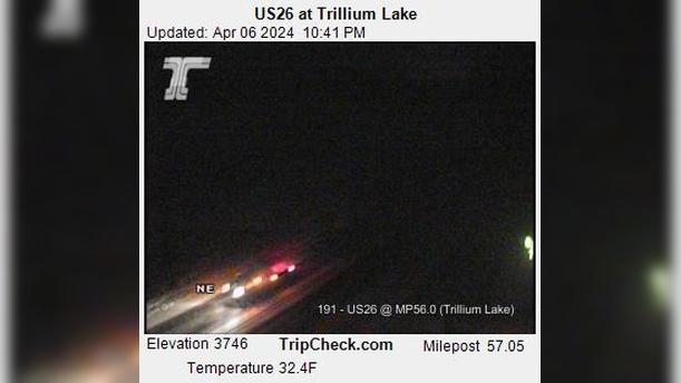 Traffic Cam Government Camp: US26 at Trillium Lake Player