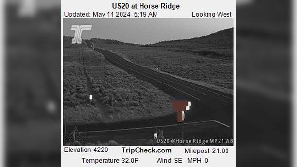 Traffic Cam Deschutes: US 20 at Horse Ridge Player