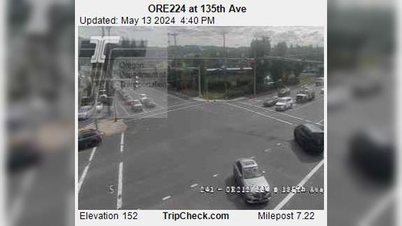 Traffic Cam Rivergrove: ORE224 at 135th Ave Player