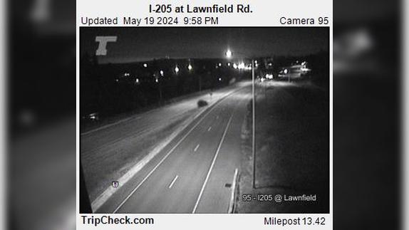 Traffic Cam Rivergrove: I- at Lawnfield Rd Player