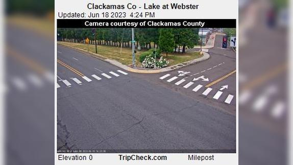 Traffic Cam Rivergrove: Clackamas Co - Lake at Webster Player