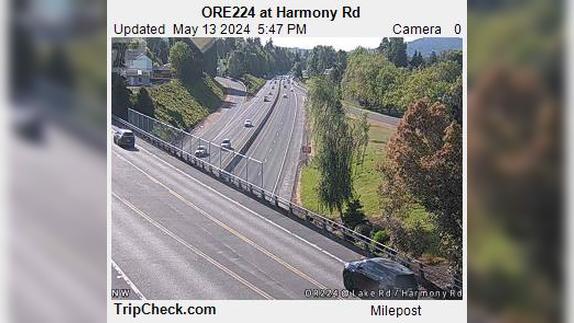Traffic Cam Rivergrove: ORE224 at Harmony Rd Player