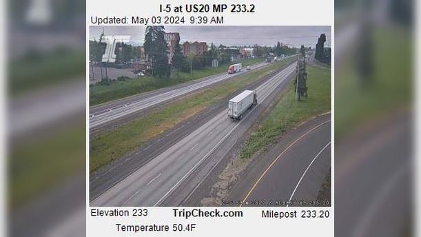 Traffic Cam Albany: I-5 at US 20 MP 233.2 Player