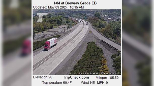 Traffic Cam The Dalles: I-84 at Brewery Grade EB Player