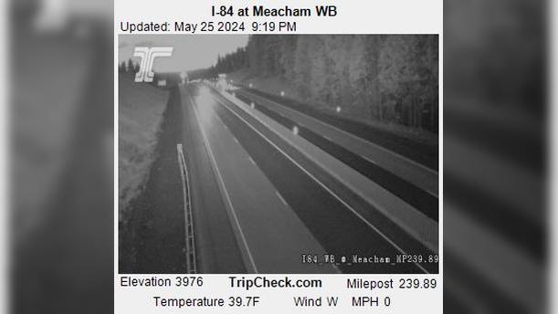 Traffic Cam Meacham: I-84 at - WB Player