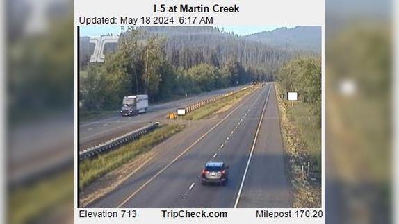 Traffic Cam Cottage Grove: I-5 at Martin Creek Player