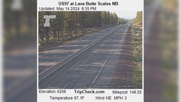 Traffic Cam Bend: US97 at Lava Butte Scales NB Player