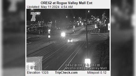 Traffic Cam Medford: ORE62 at Rogue Valley Mall Ent Player