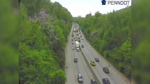 Lower Merion Township: I-76 @ MM 334 (WAVERLY RD) Traffic Camera