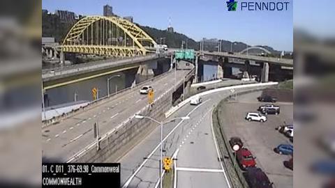 Downtown: I-376 @ EXIT 70C (NORTH I-279 FT DUQUESNE BRIDGE/NORTH SHORE) Traffic Camera