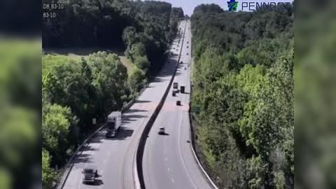 Traffic Cam Springfield Township: I-83 @ MM 10 (DUNKARD VALLEY RD) Player