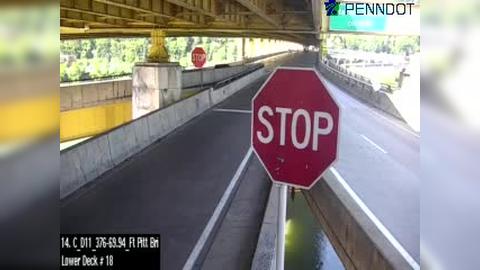 Traffic Cam South Shore: I-376 @ MM 69.94 (FT PITT BRIDGE - LOWER DECK #) Player