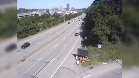 Traffic Cam South Oakland: I-376 @ EXIT 73B (PA 885 NORTH OAKLAND) Player