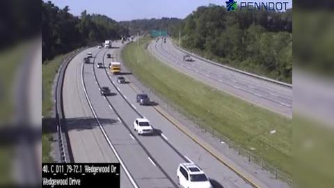 Traffic Cam Franklin Park: I-79 @ MM 72.1 (WEDGE RD DR) Player
