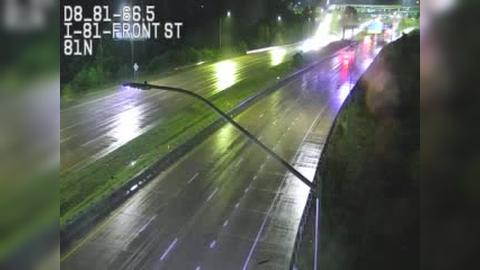 Traffic Cam Harrisburg: I-81 @ EXIT 66 (DOWNTOWN) - SOUTH FRONT ST Player